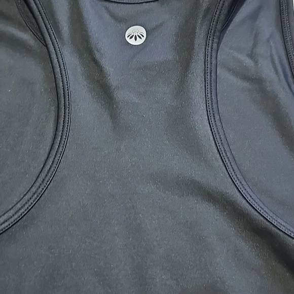 EUC Senita Athletics Black Tank Top - Picture 5 of 5